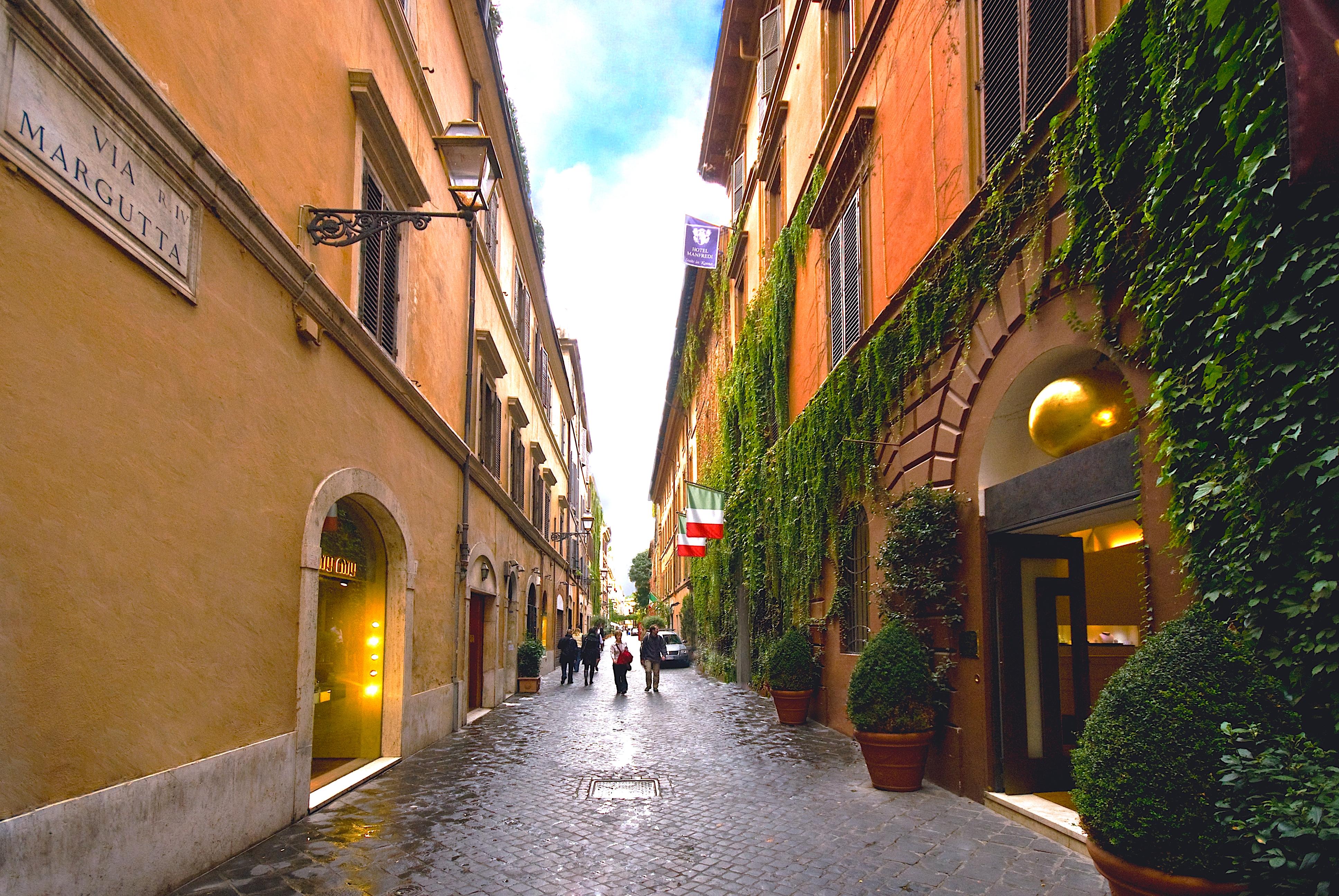Manfredi In Roma