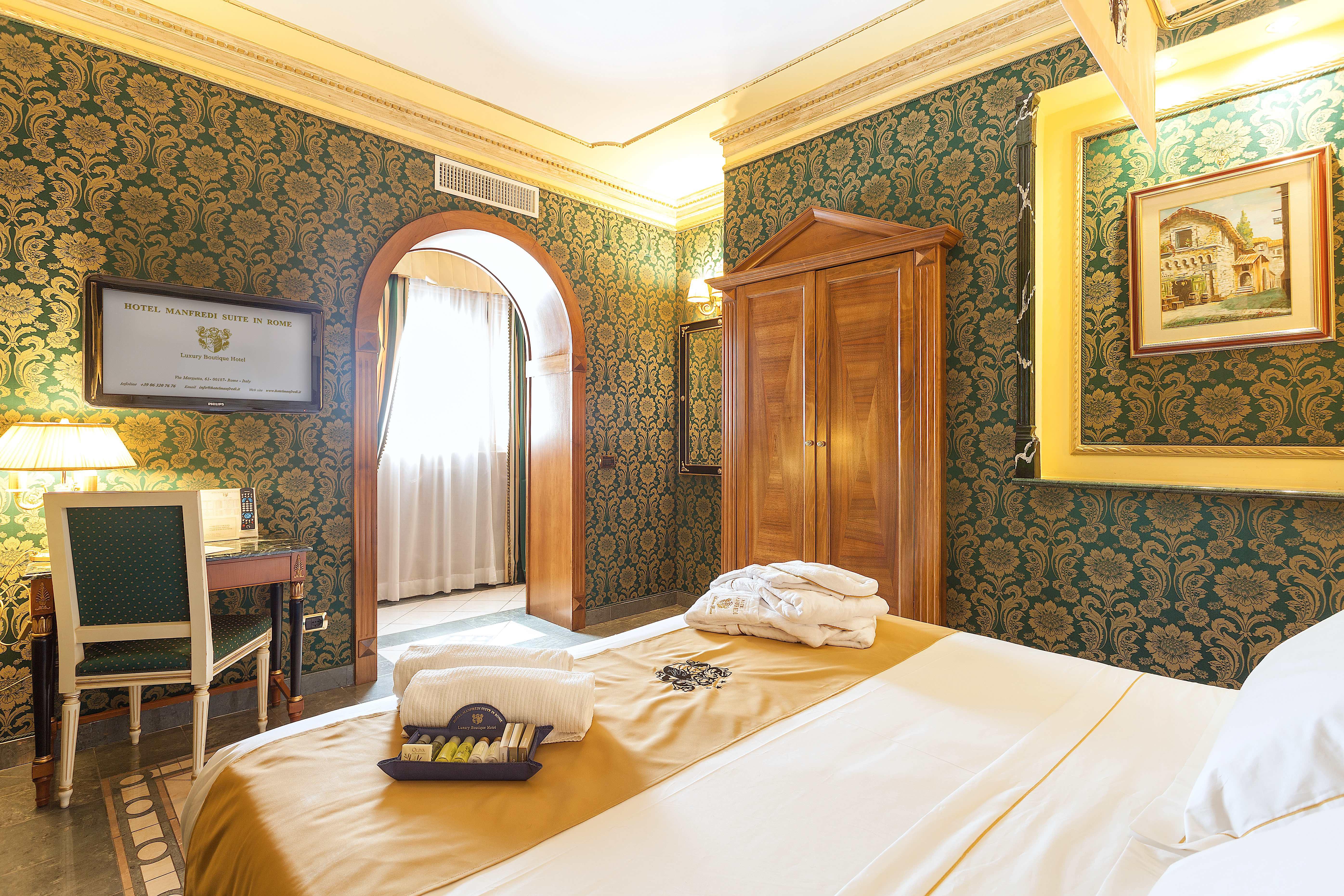 Hotel Manfredi In 3*