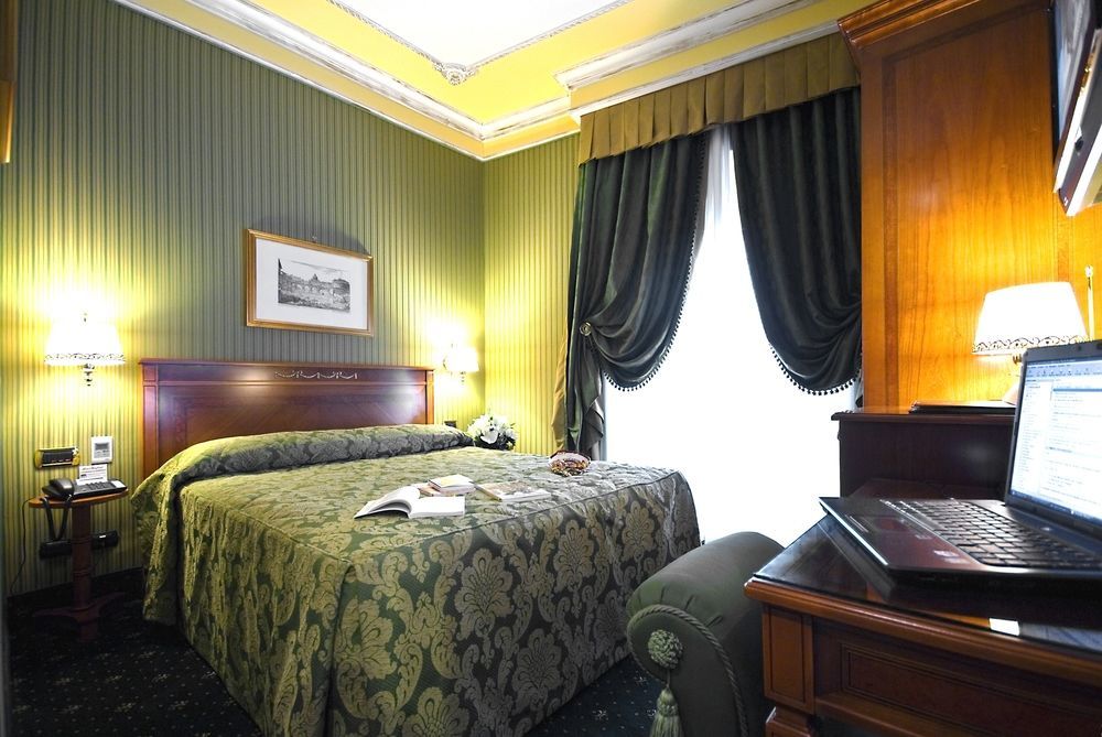Hotel Manfredi In 3*